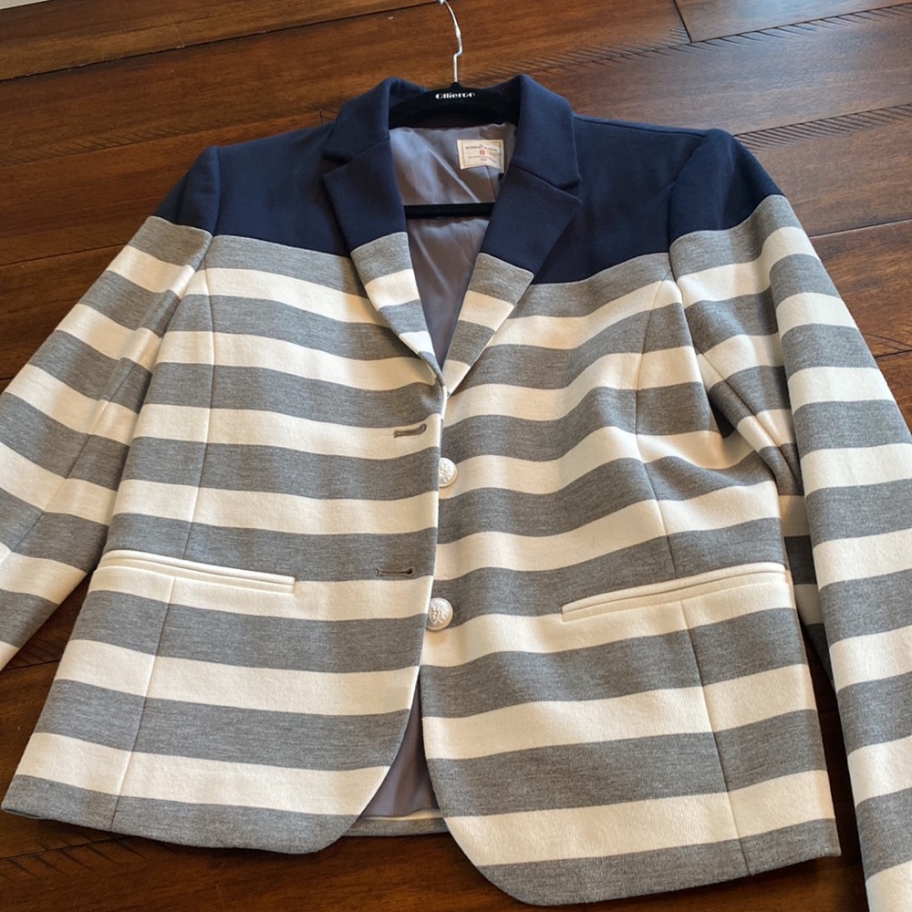 Super cute blazer from gap - Picture 11 of 12
